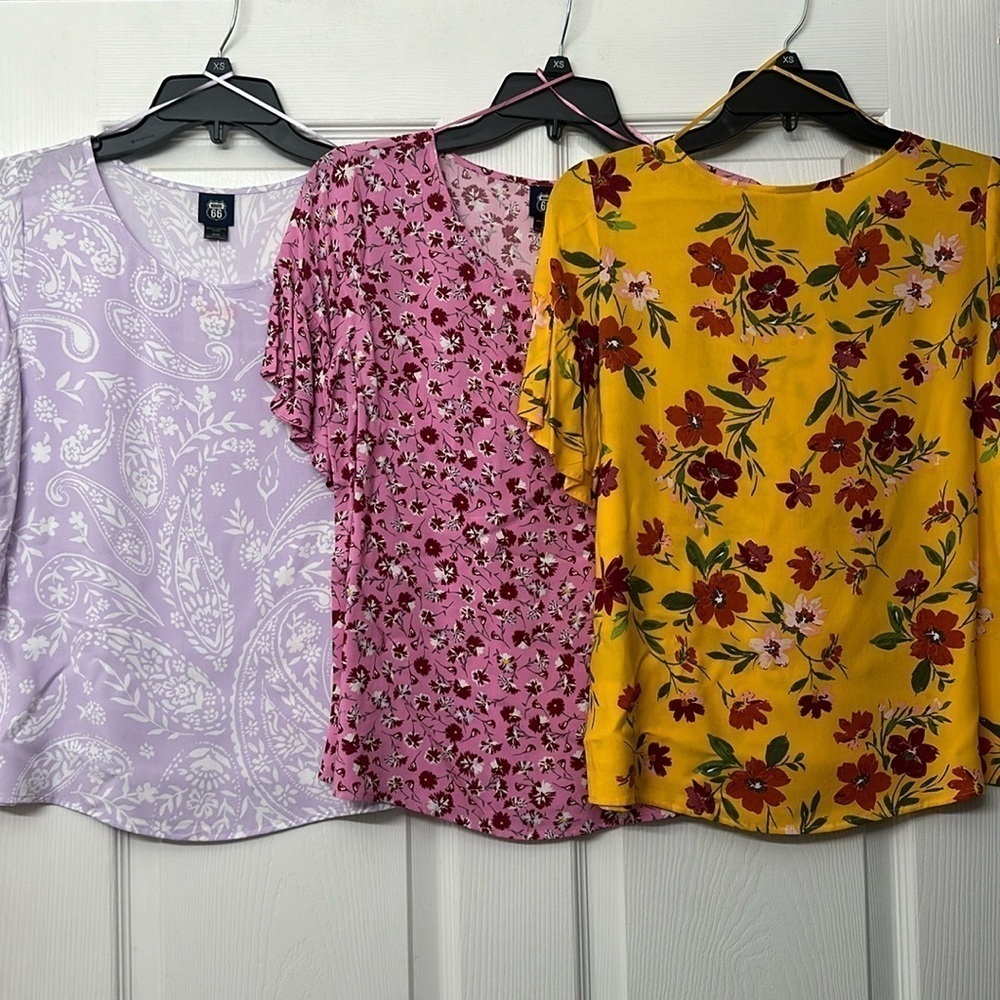 Women’s Small Floral Blouses Route 66